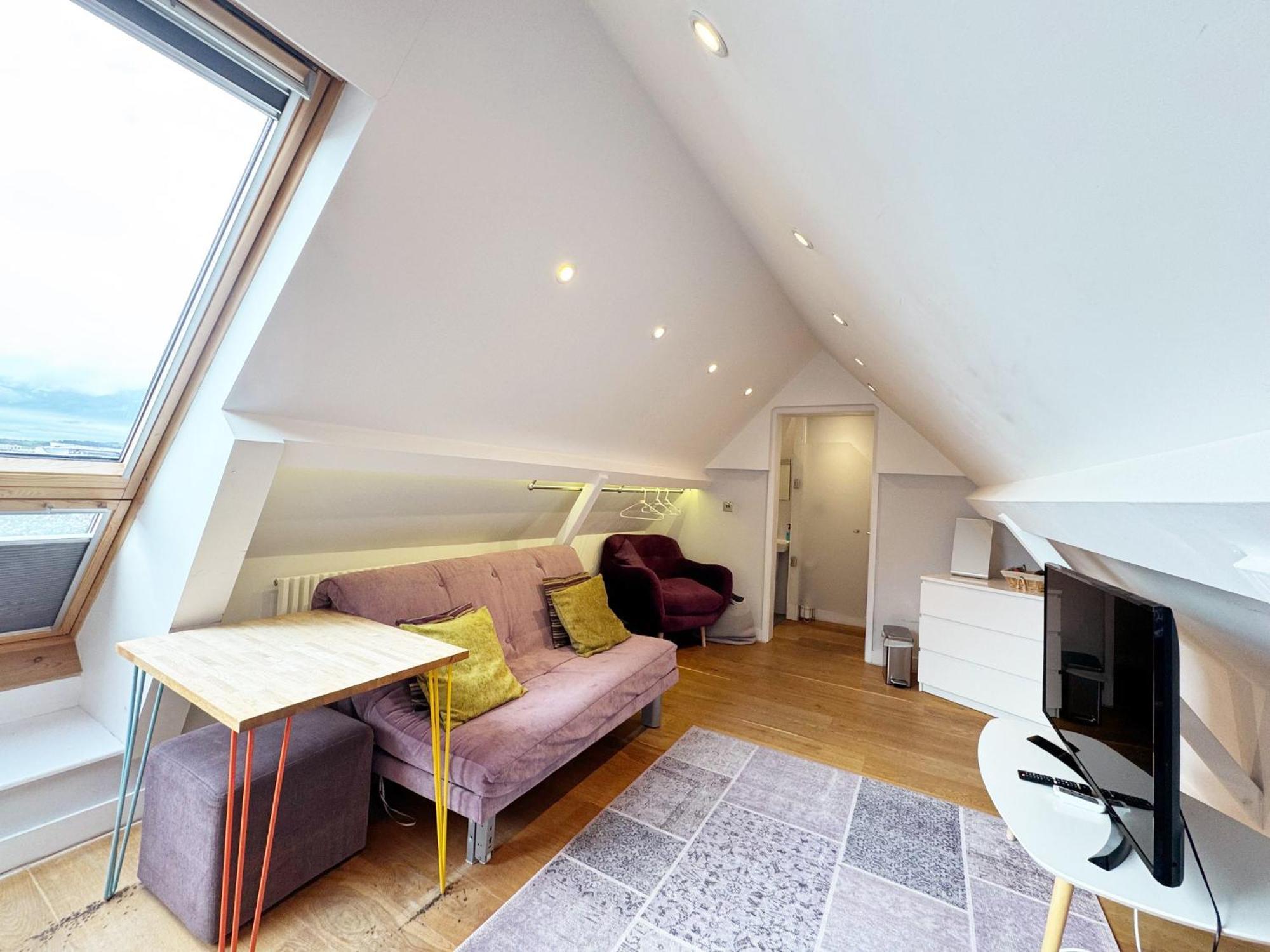 4 Spicer Road Exeter