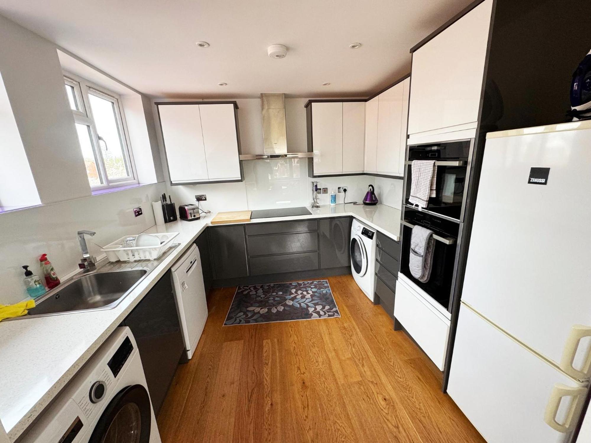 4 Spicer Road Guest house *